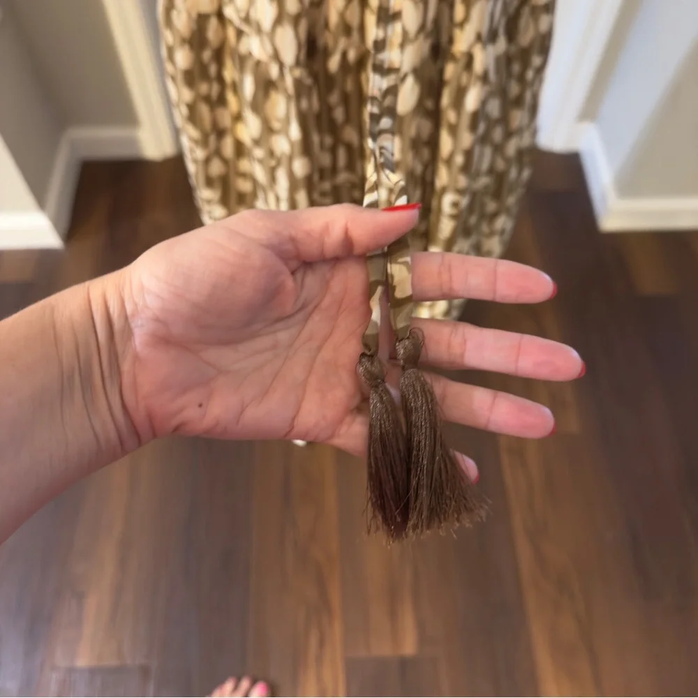 Kaktus Beige and Brown Patterned Dress - Picture 8 of 10